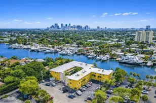 815 Middle River Dr, Fort Lauderdale, FL 33304 - Photo 1