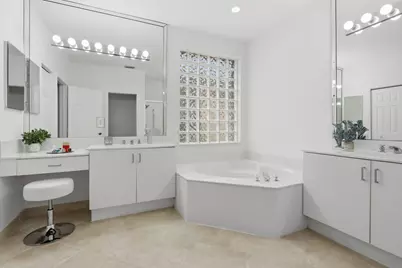8752 Palm River Drive, Lake Worth, FL 33467 - Photo 37