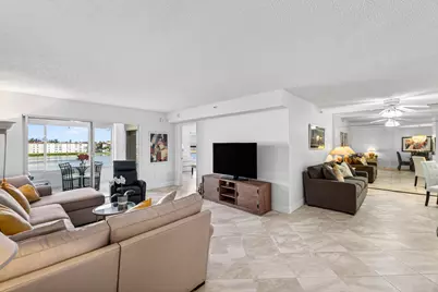 14096 Huntington Pointe Drive, Unit #404, Delray Beach, FL 33484 - Photo 5