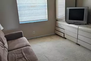 478 Flanders J, Delray Beach, FL 33484 - Photo 3