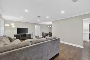 7101 NW 98th Terrace, Tamarac, FL 33321 - Photo 5