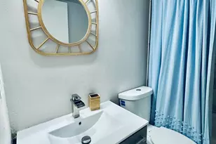 4260 Village Dr, Delray Beach, FL 33445 - Photo 17