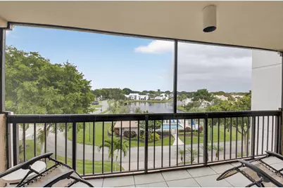 1554 Bridgewood Drive, Boca Raton, FL 33434 - Photo 27