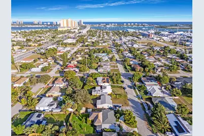 236 W 24th Street, Riviera Beach, FL 33404 - Photo 39