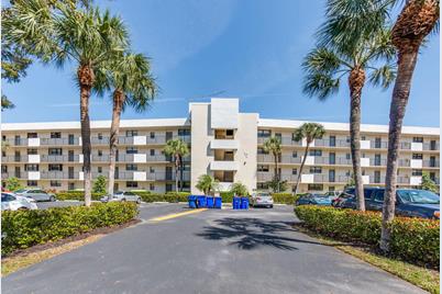 2410 Deer Creek Country Club Blvd Unit 306 E Deerfield Beach Fl Deerfield Beach Fl 33442 2410 Deer Creek Country Club Boulevard Unit 306 E Photo 1