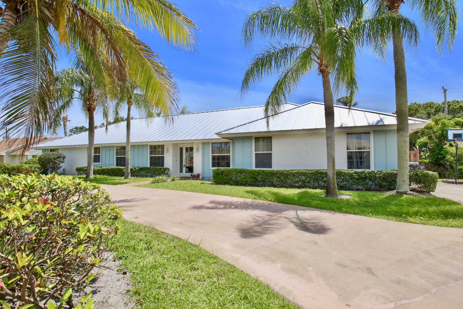 153 SE Turtle Creek Dr, Tequesta, FL 33469 MLS RX10428005 Coldwell