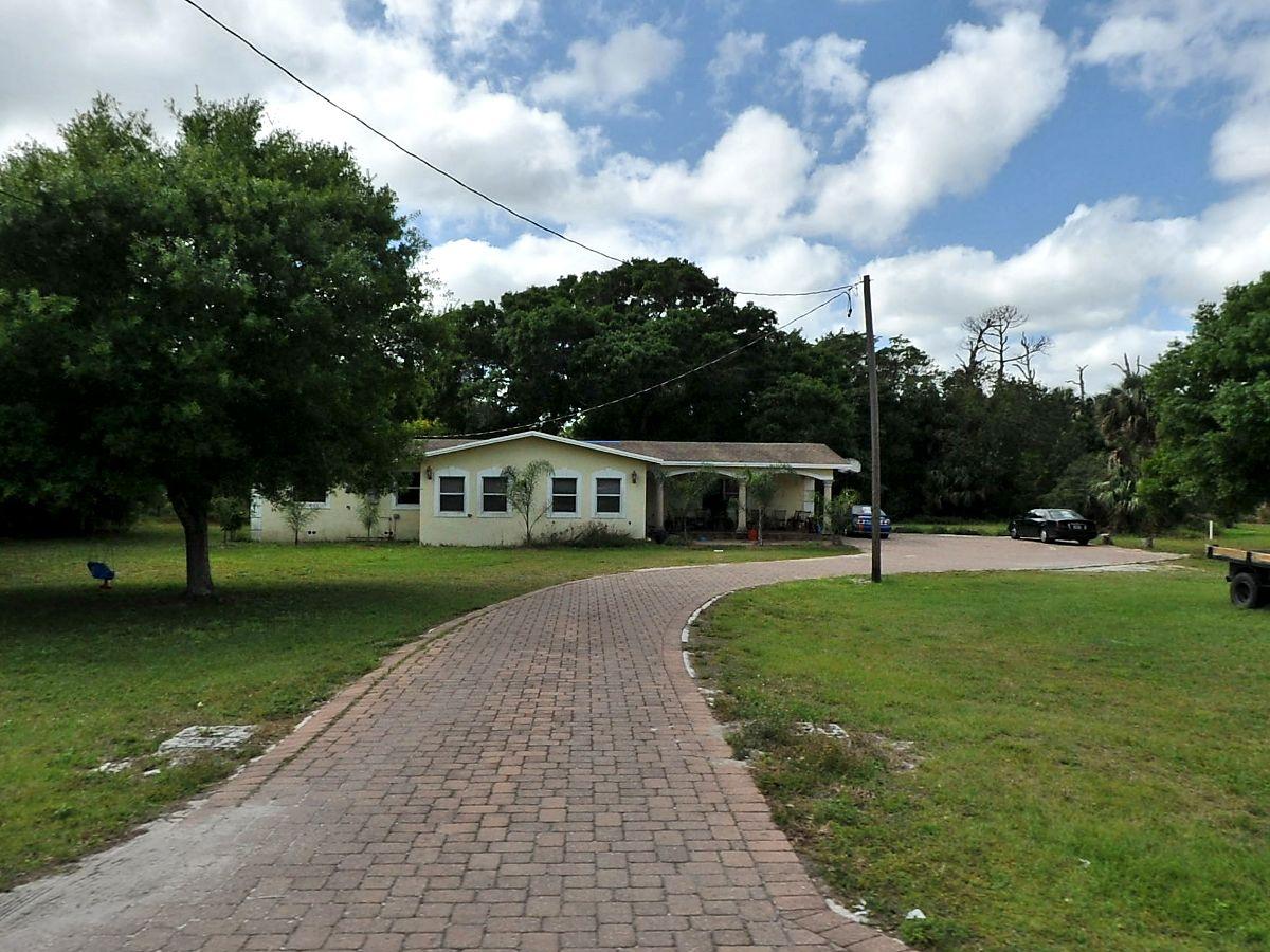 Ups fort pierce Ups fort pierce