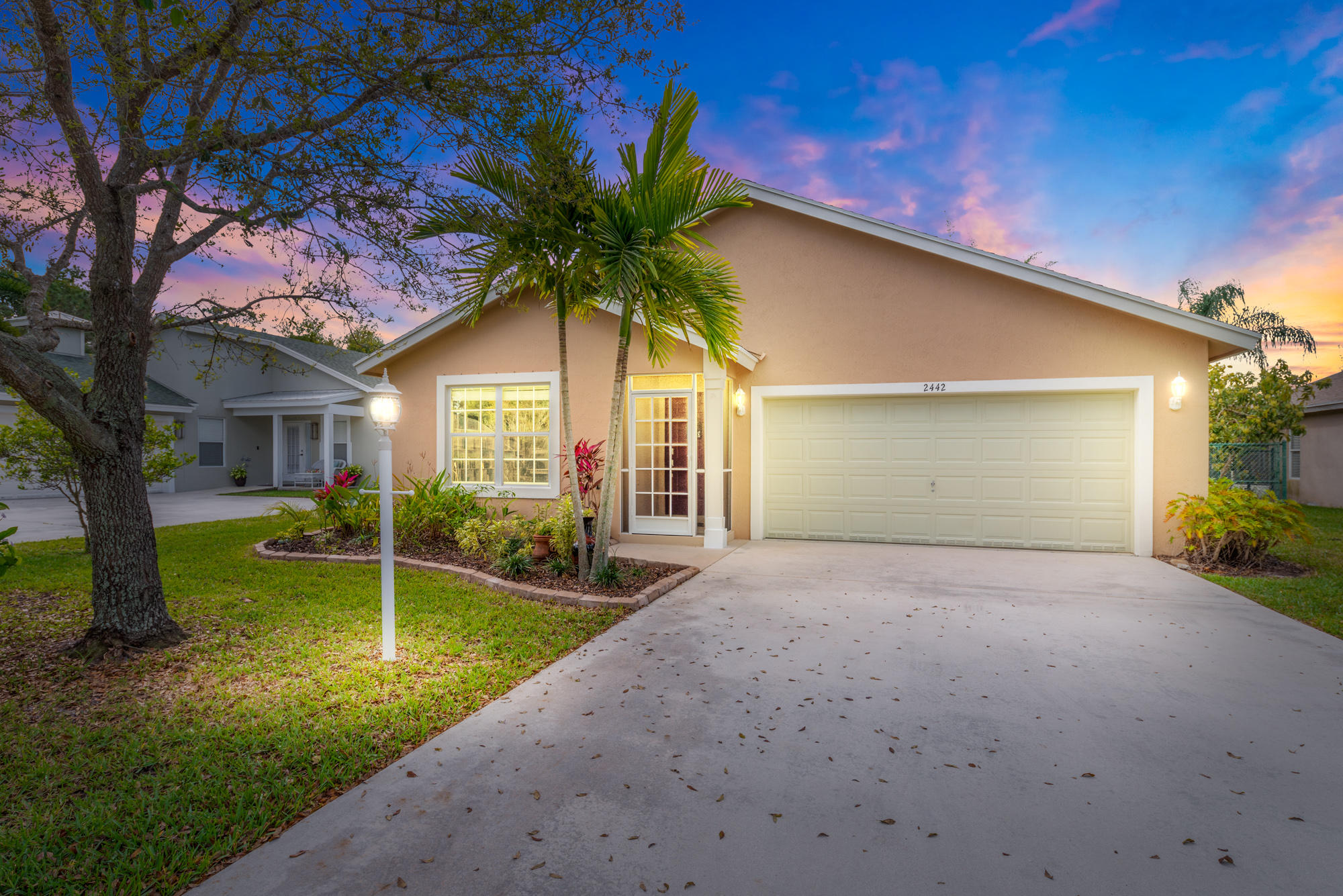 2442 Sw Plymouth Way Stuart Fl 34997 Mls Rx 10512018 Coldwell 2442 Sw Plymouth Way Stuart Fl 34997 Mls Rx 10512018 Coldwell Banker