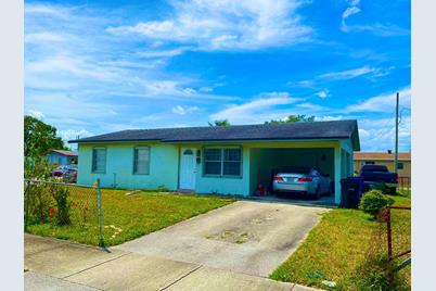 2301 NW 27th Terrace - Photo 1