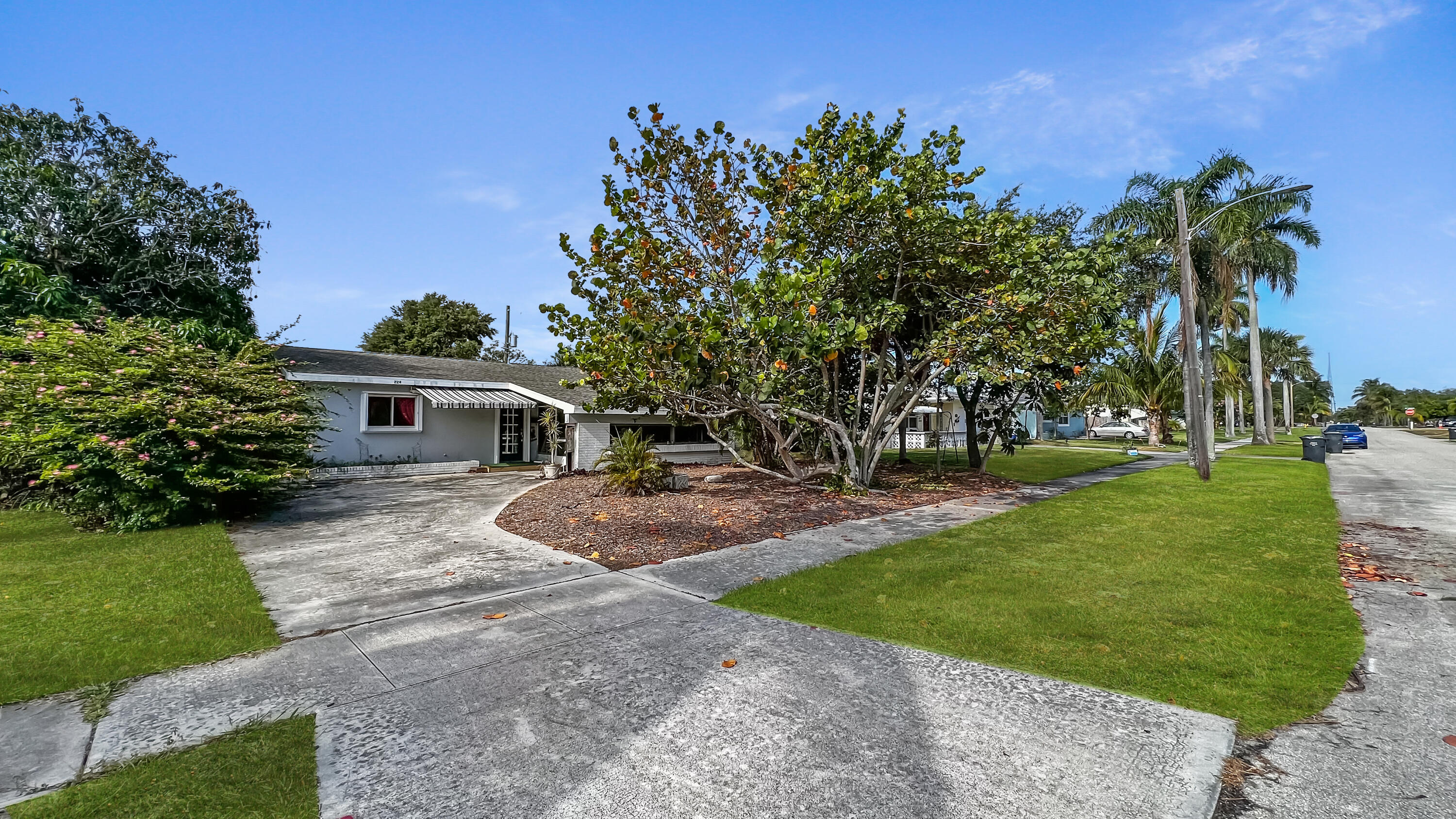 224 Greenbriar Dr, Lake Park, FL 33403 MLS RX10801411 Coldwell Banker