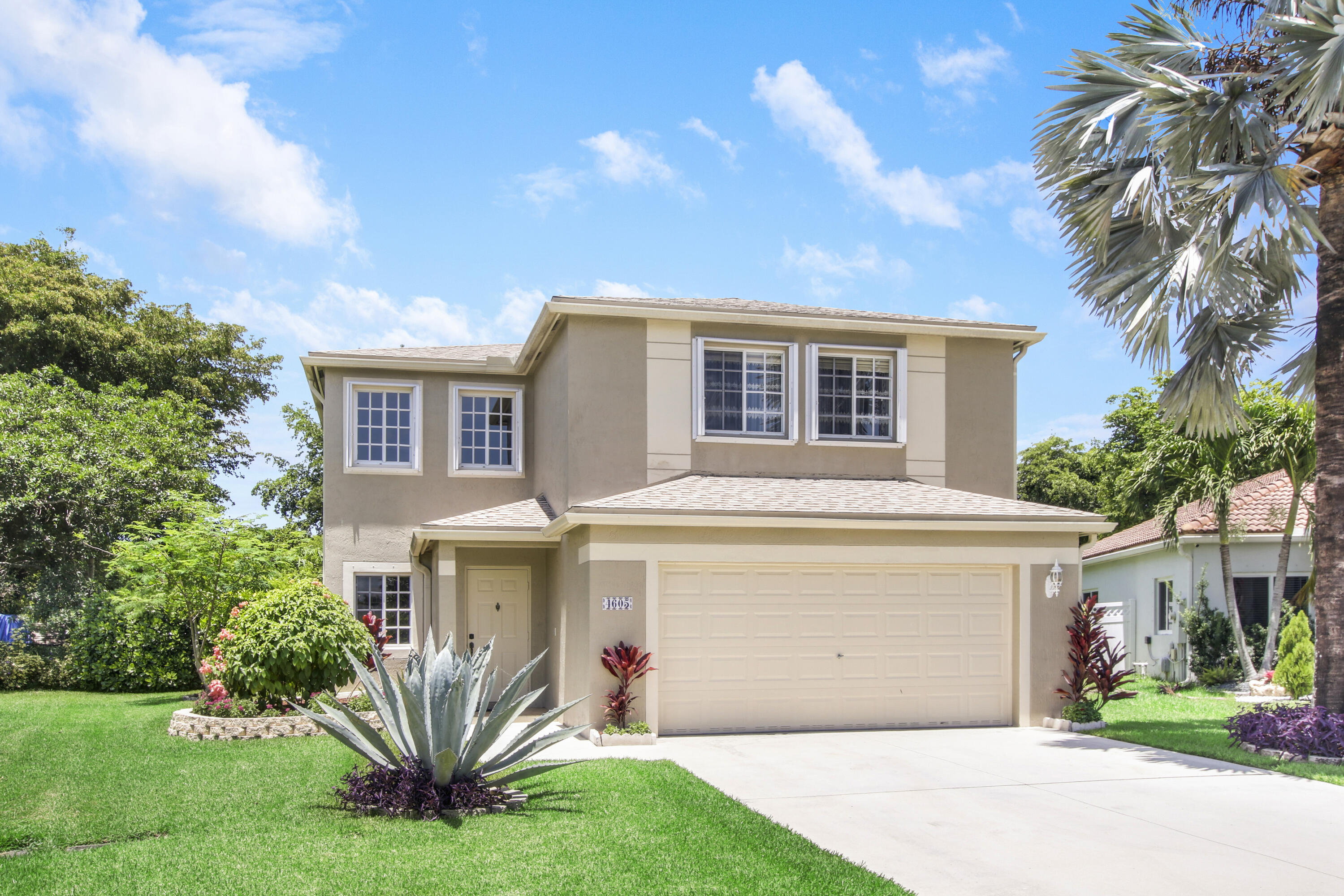 Live The Florida Dream Discover The Best Deerfield Beach Condos For Rent - 9riq3ix