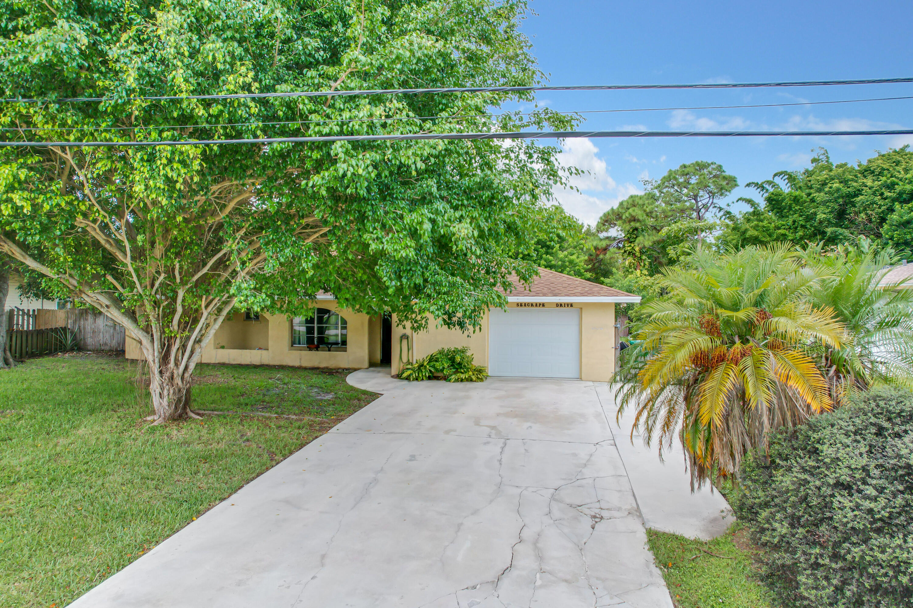 6013 Seagrape Dr, Fort Pierce, FL 34982 MLS RX10832728 Coldwell Banker