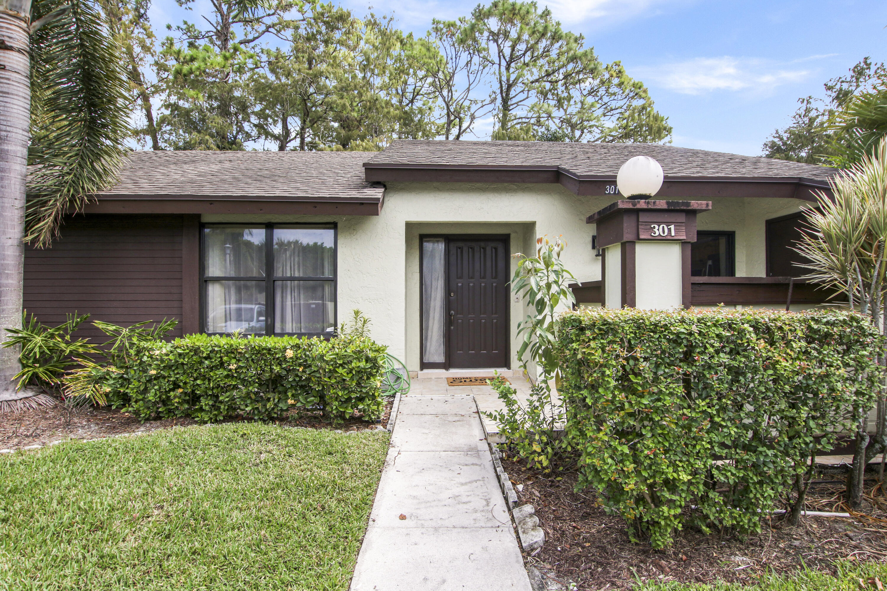 301 Cactus Hill Ct, Royal Palm Beach, FL 33411 MLS RX10838826