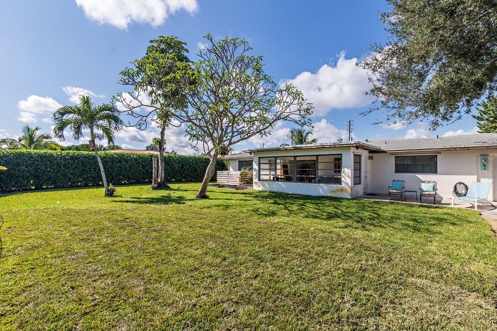 7926 Pine Tree Ln, Lake Clarke Shores, FL 33406 MLS RX10846855