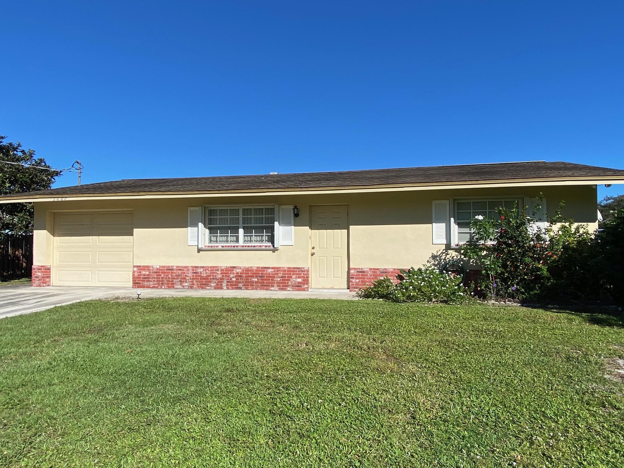 5408 Seagrape Dr, Fort Pierce, FL 34982 MLS RX10850392 Coldwell Banker