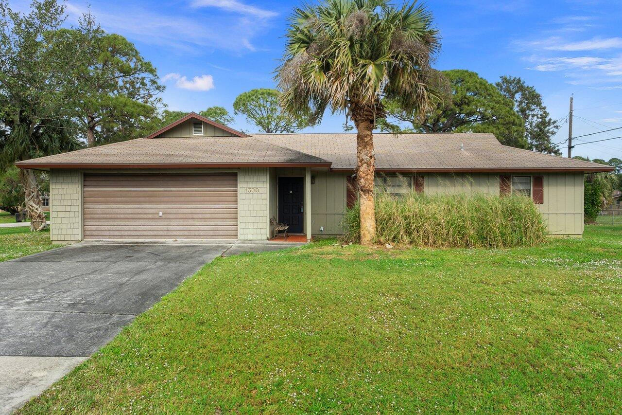 1300 E Scott St, Fort Pierce, FL 34982 MLS RX10854901 Coldwell Banker