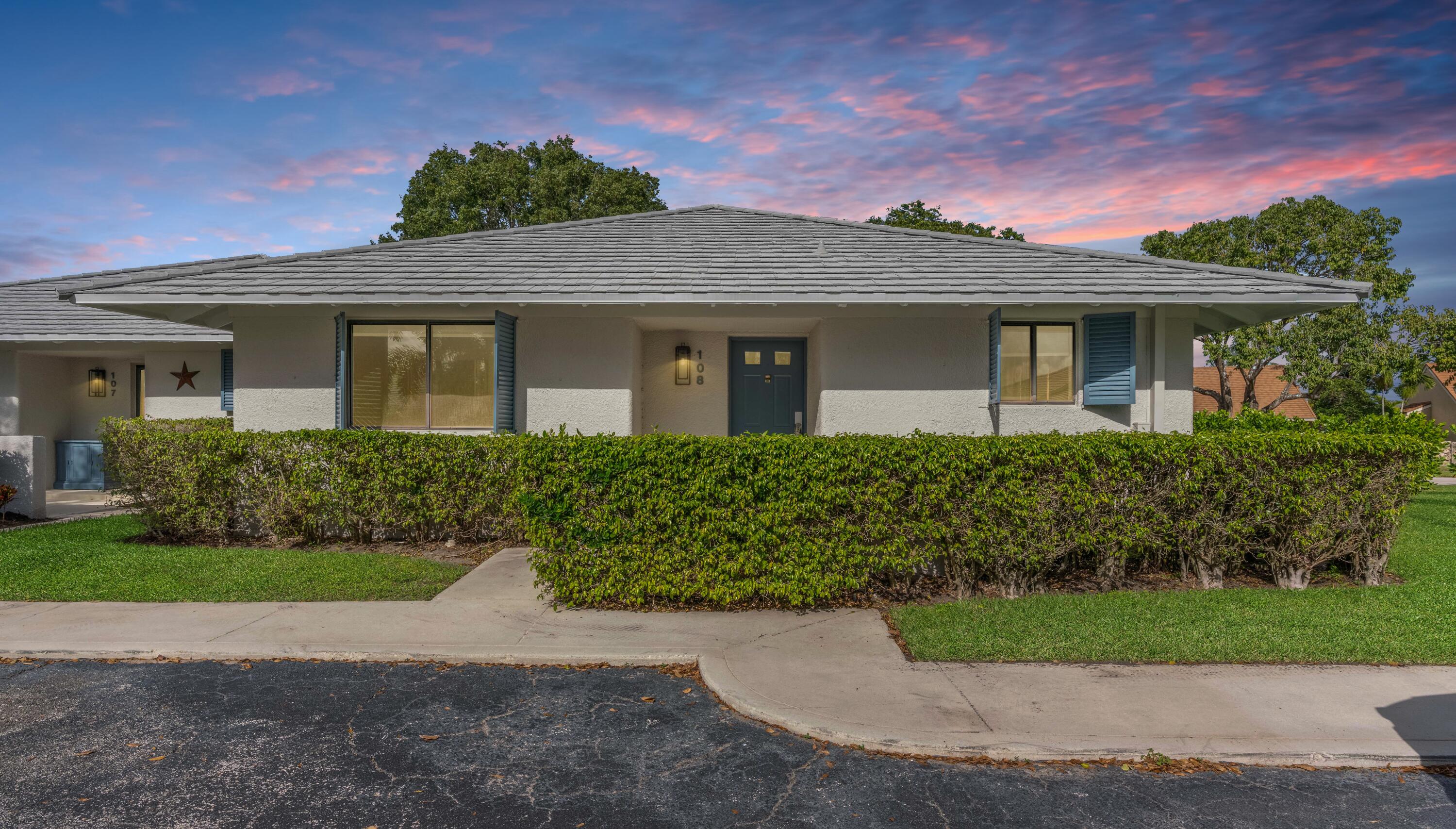 108 Club Dr Palm Beach Gardens FL 33418 MLS RX 10856179 Coldwell