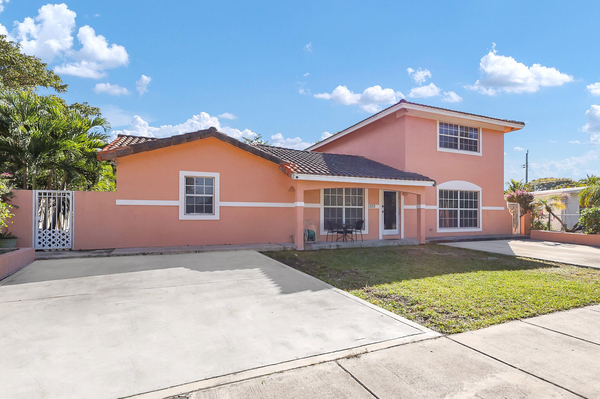 1520 NE 43rd Ct, Pompano Beach, FL 33064 MLS RX10859155 Coldwell