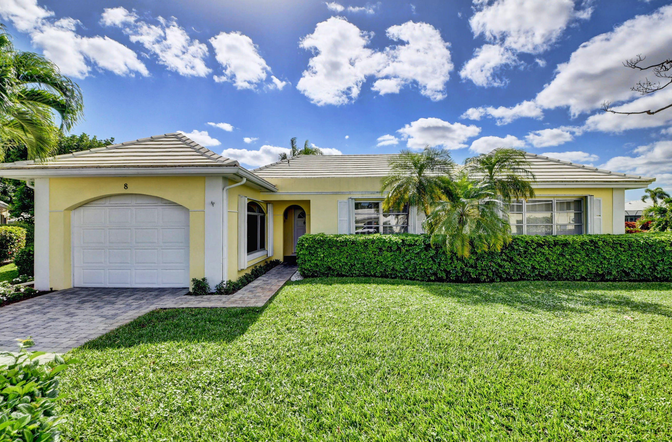 8 Acacia Dr, Boynton Beach, FL 33436 MLS RX10865592 Coldwell Banker