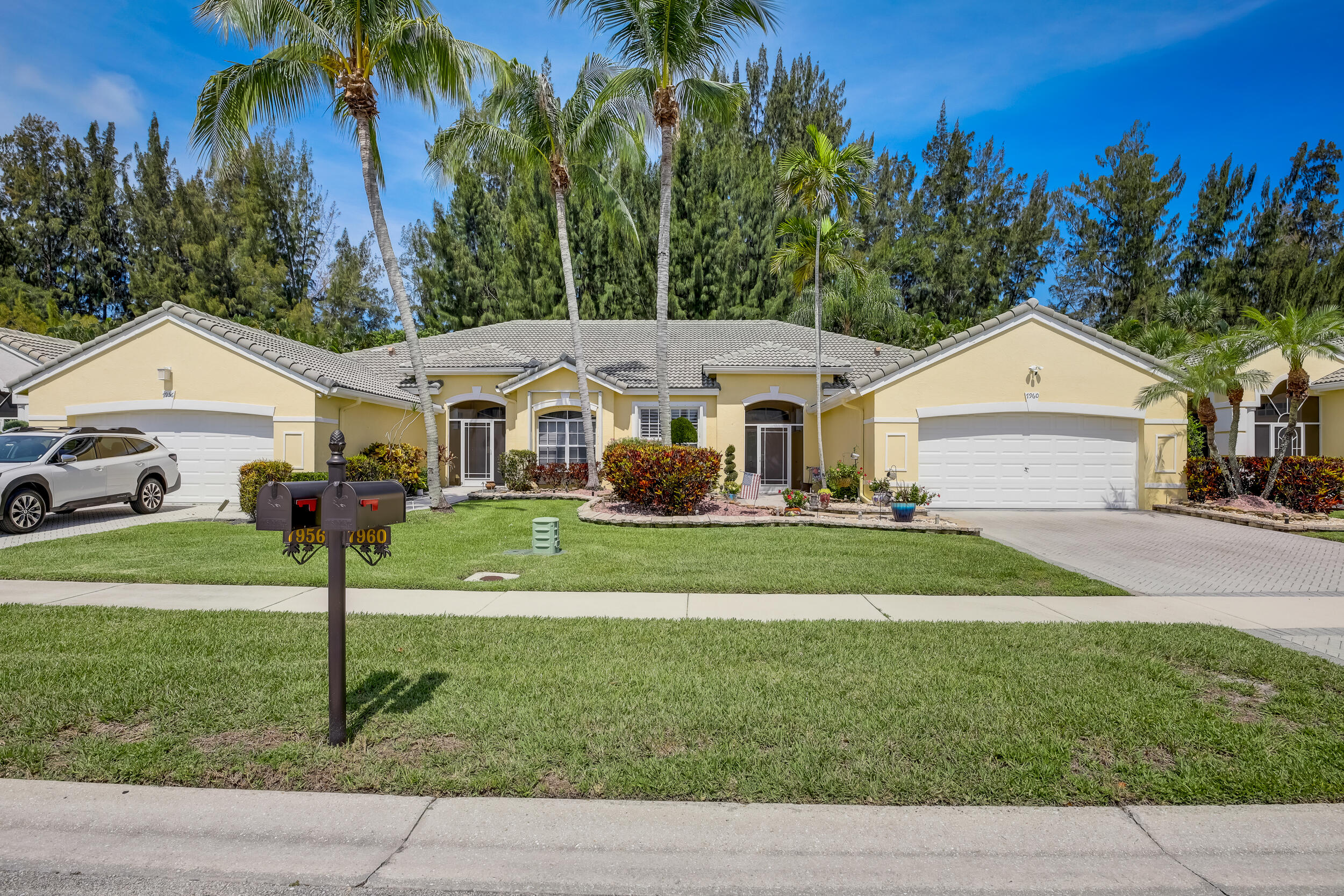 7960 Rockford Rd, Boynton Beach, FL 33472 MLS RX10897051 Coldwell