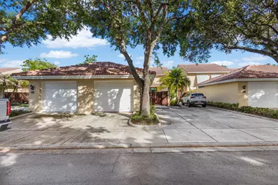 215 Old Meadow Way, Palm Beach Gardens, FL 33418 - Photo 1