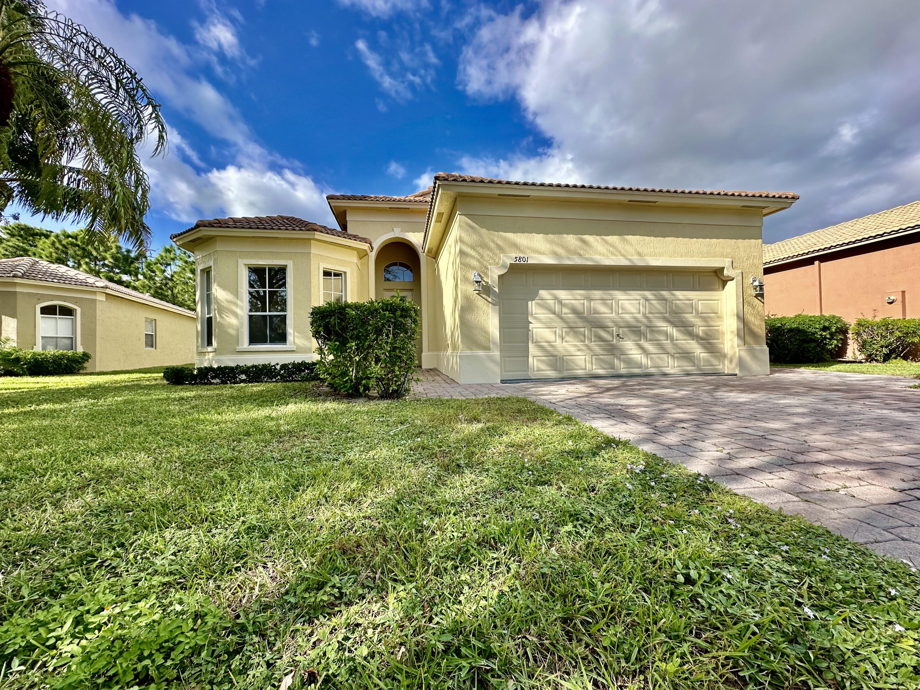 5801 Spanish River Rd, Fort Pierce, FL 34951 MLS RX10932936