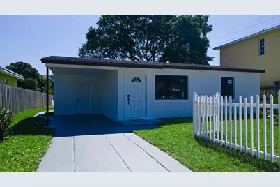 1426 S M Street, Lake Worth, FL 33460 - Photo 1