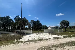 19788 NW 284th St, Okeechobee, FL 34972 - Photo 1