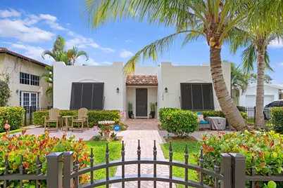 1614 S Palmway, Lake Worth, FL 33460 - Photo 1