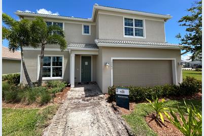 10262 SW Captiva Drive, Unit #211, Port Saint Lucie, FL 34987 - Photo 1