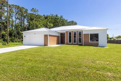 1199 SE Puritan Lane, Port Saint Lucie, FL 34983 - Photo 1