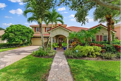 108 Via Azurra, Jupiter, FL 33458 - Photo 1