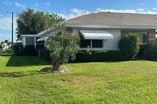 322 Colony Ln, Fort Pierce, FL 34982 - Photo 1