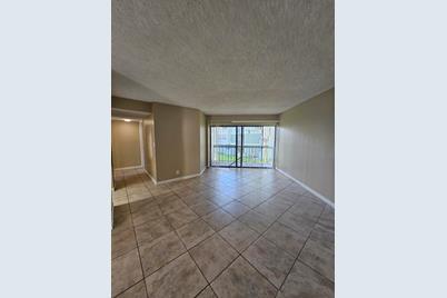 2000 N Congress Avenue, Unit #209, West Palm Beach, FL 33401 - Photo 1