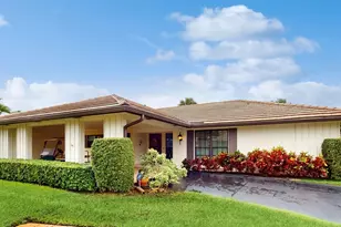 488 Forestview Dr, Atlantis, FL 33462 - Photo 1