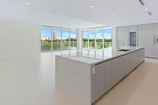 210 SE Mizner Blvd, Boca Raton, FL 33432 - Photo 1