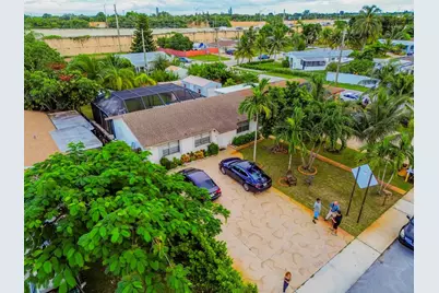 644 Barber Avenue, Lake Worth, FL 33461 - Photo 1