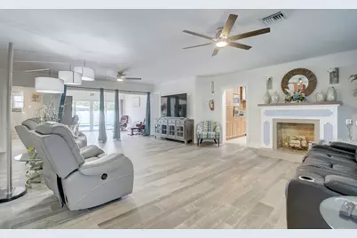 914 NE 2nd Street, Pompano Beach, FL 33060 - Photo 1