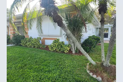 517 Crooked Lake D Lane #0, Fort Pierce, FL 34950 - Photo 1