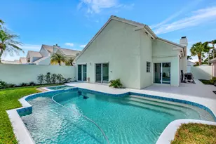 3 Dorchester Cir, Palm Beach Gardens, FL 33418 - Photo 1