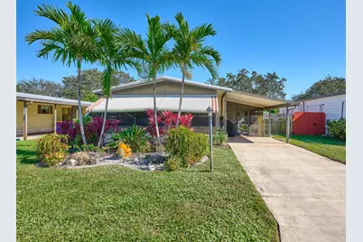 8001 SE Shenandoah Drive, Hobe Sound, FL 33455 - Photo 1