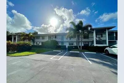 1210 SE Parkview Place, Unit #3, Stuart, FL 34994 - Photo 1