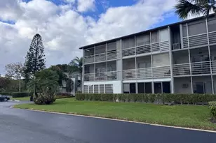 17 Suffolk A, Boca Raton, FL 33434 - Photo 1