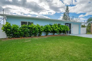 1110 SE Mayfair Ln, Port Saint Lucie, FL 34952 - Photo 1