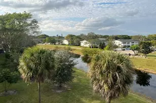 4117 Newport U, Deerfield Beach, FL 33442 - Photo 1