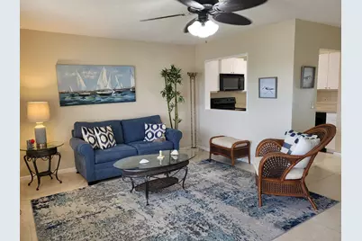 86 Chatham D, West Palm Beach, FL 33417 - Photo 1