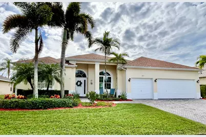 412 N Key Lime Square, Vero Beach, FL 32968 - Photo 1