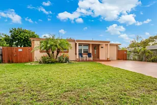 310 Ocean Pkwy Pkwy, Boynton Beach, FL 33435 - Photo 1