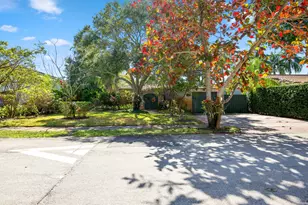 800 SE 11th Ct, Fort Lauderdale, FL 33316 - Photo 1