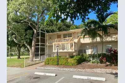 27 Richmond D, Deerfield Beach, FL 33442 - Photo 1